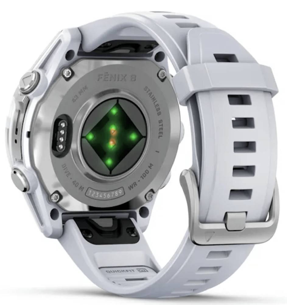 Garmin Fenix 8 AMOLED дисплей яркость