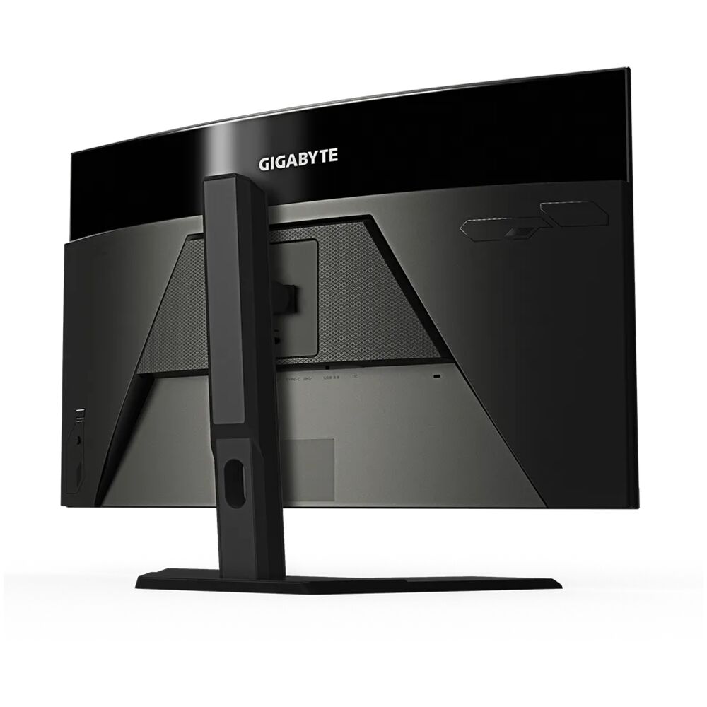 Игровая производительность Gigabyte M32QC