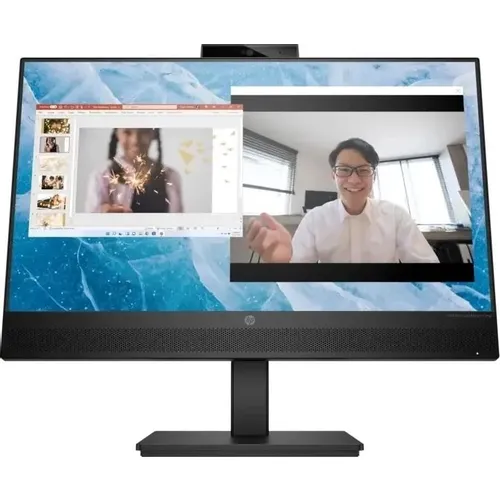HP M24m веб-камера и детали конструкции» /><p>5-мегапиксельная веб-камера — это то, ради чего многие и выбирают именно этот монитор. Я тестировал её в трёх сценариях: хорошо освещённый кабинет с окном за спиной, кабинет с боковым светом от настольной лампы и тёмная комната с одним источником света сзади.</p><p>В хорошем освещении камера демонстрирует отличные для встроенного решения результаты: чёткое изображение, приятная цветопередача кожных тонов, достаточная детализация для рабочих видеозвонков. Я сравнил её с ноутбучной камерой ThinkPad L490 (720p) — разница видна невооружённым глазом. Картинка с HP M24m выглядит значительно профессиональнее.</p><p>При сложном освещении (источник света за спиной) камера пытается компенсировать контровой свет, однако лицо слегка затемняется. Автоматическая экспокоррекция работает, но несколько медленно реагирует на изменения. Это известное ограничение встроенных камер — отдельная веб-камера с мощным сенсором типа Logitech Brio 4K справилась бы лучше, но за значительно большую стоимость и с отдельным кабелем.</p><p>В целом для ежедневных звонков в Zoom, Teams и Google Meet — камера отличная. На моих звонках коллеги неоднократно замечали, что изображение у меня стало значительно лучше по сравнению с ноутбучной встроенной камерой.</p><h2 class=